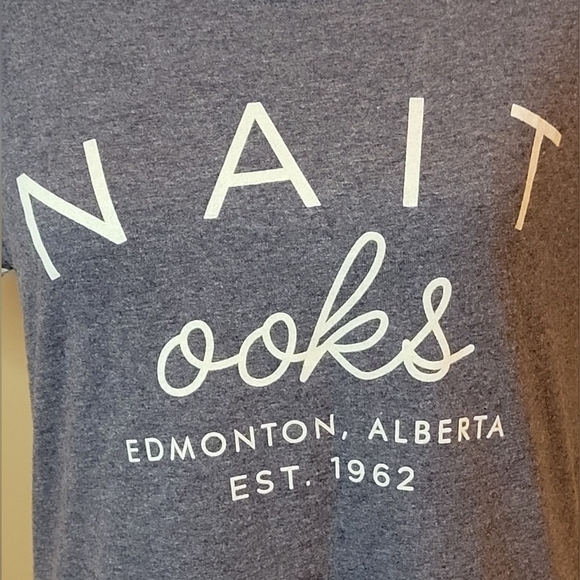 CHAMPION NAIT Ooks Short Sleeved T-shirt, Size Medium - Picture 2 of 12